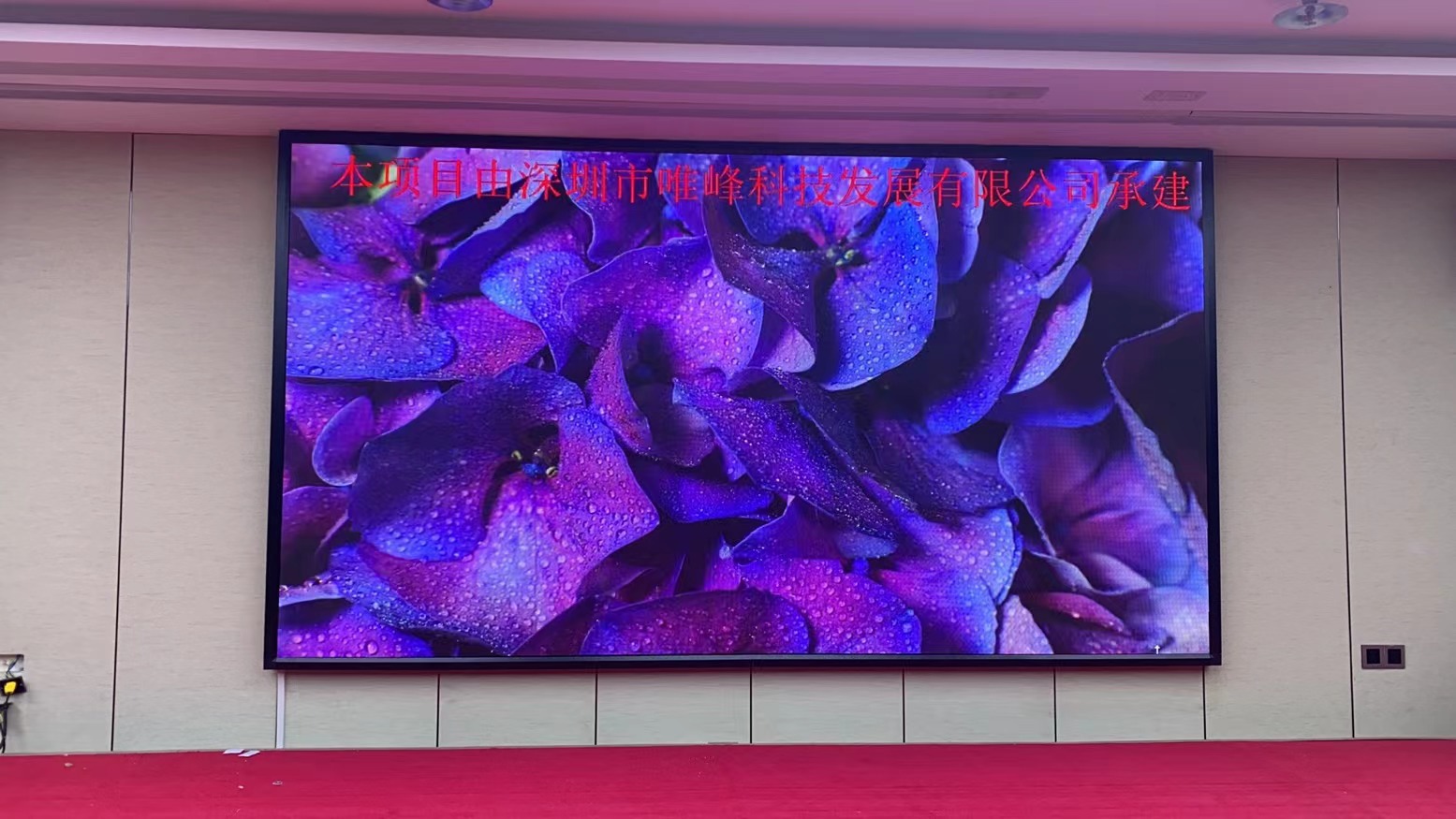 LED廠(chǎng)家告訴您透明屏結構的設計對其散熱都有哪些影響？